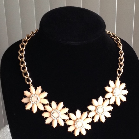 Vintage Peach Flowers Gold Tone Necklace